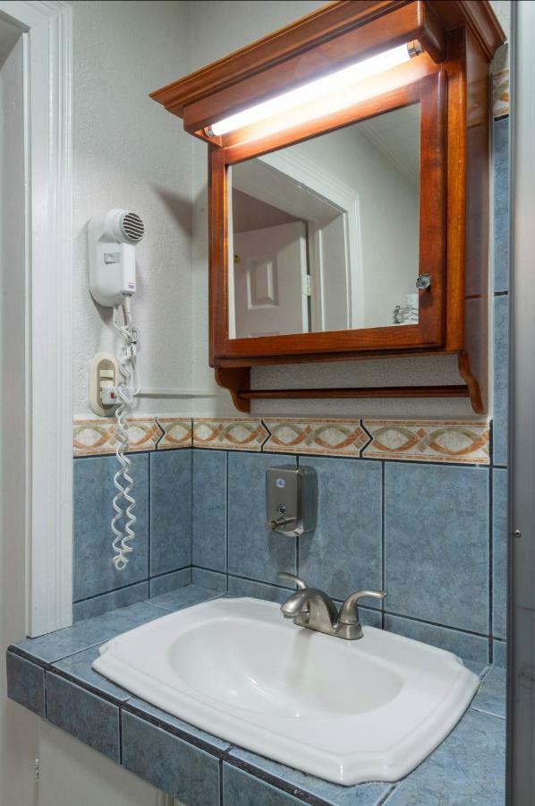 Prado Inn & Suites ซานโฮเซ ภายนอก รูปภาพ