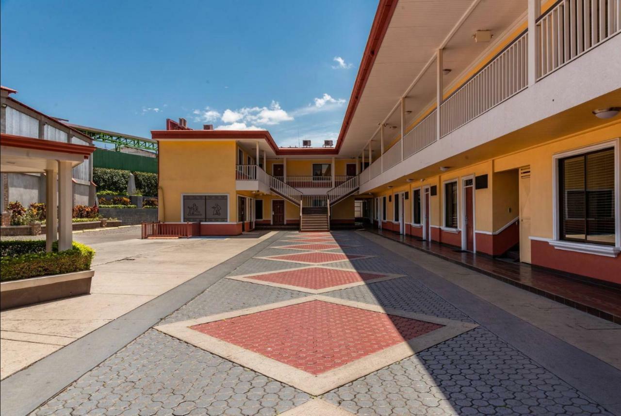 Prado Inn & Suites ซานโฮเซ ภายนอก รูปภาพ
