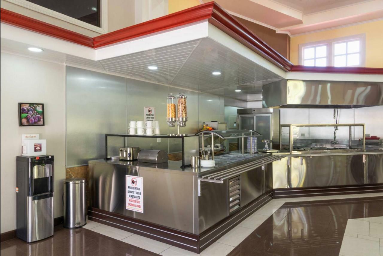 Prado Inn & Suites ซานโฮเซ ภายนอก รูปภาพ